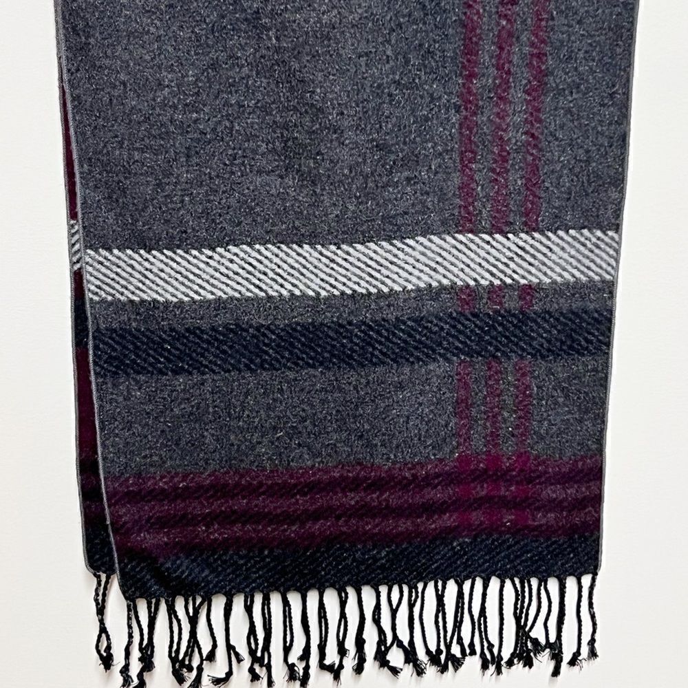 NWOT Club Room Unisex 100% Silk Winter Scarf Grey Purple $285